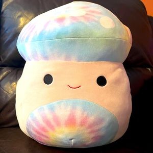 14” MUSHROOM SQUISHMALLOW
